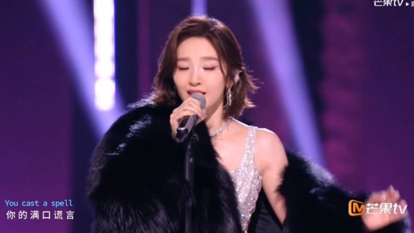 全国前10大配资平台 被骂“偷摸骂人”还能圈粉？唐艺昕这波高情商操作绝了！